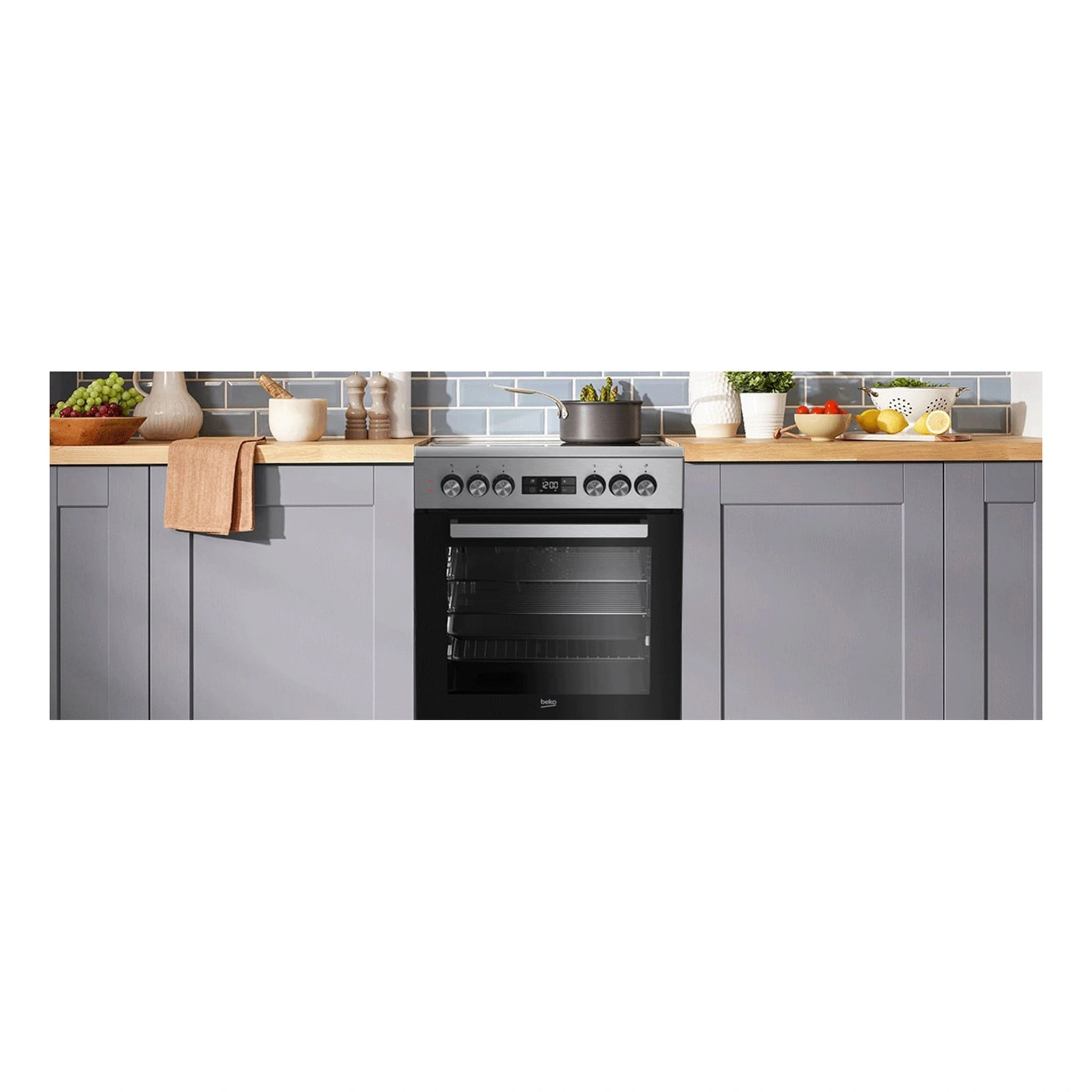 Beko 60cm Electric Stainless Steel Freestanding Oven BFC60VMX1, Lifestyle View