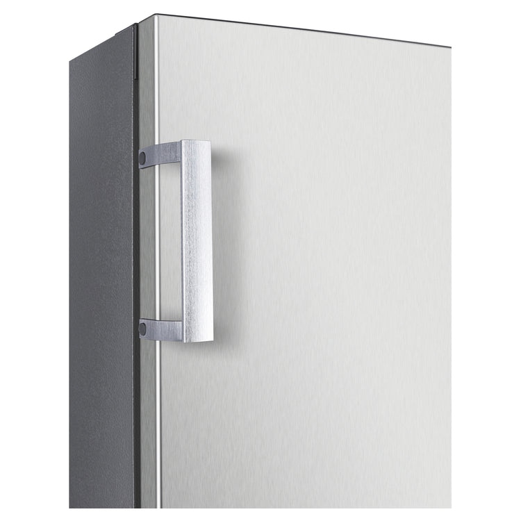 CHiQ 166L Stainless Steel Upright Frost-Free Freezer CSF165NSS, Handle View