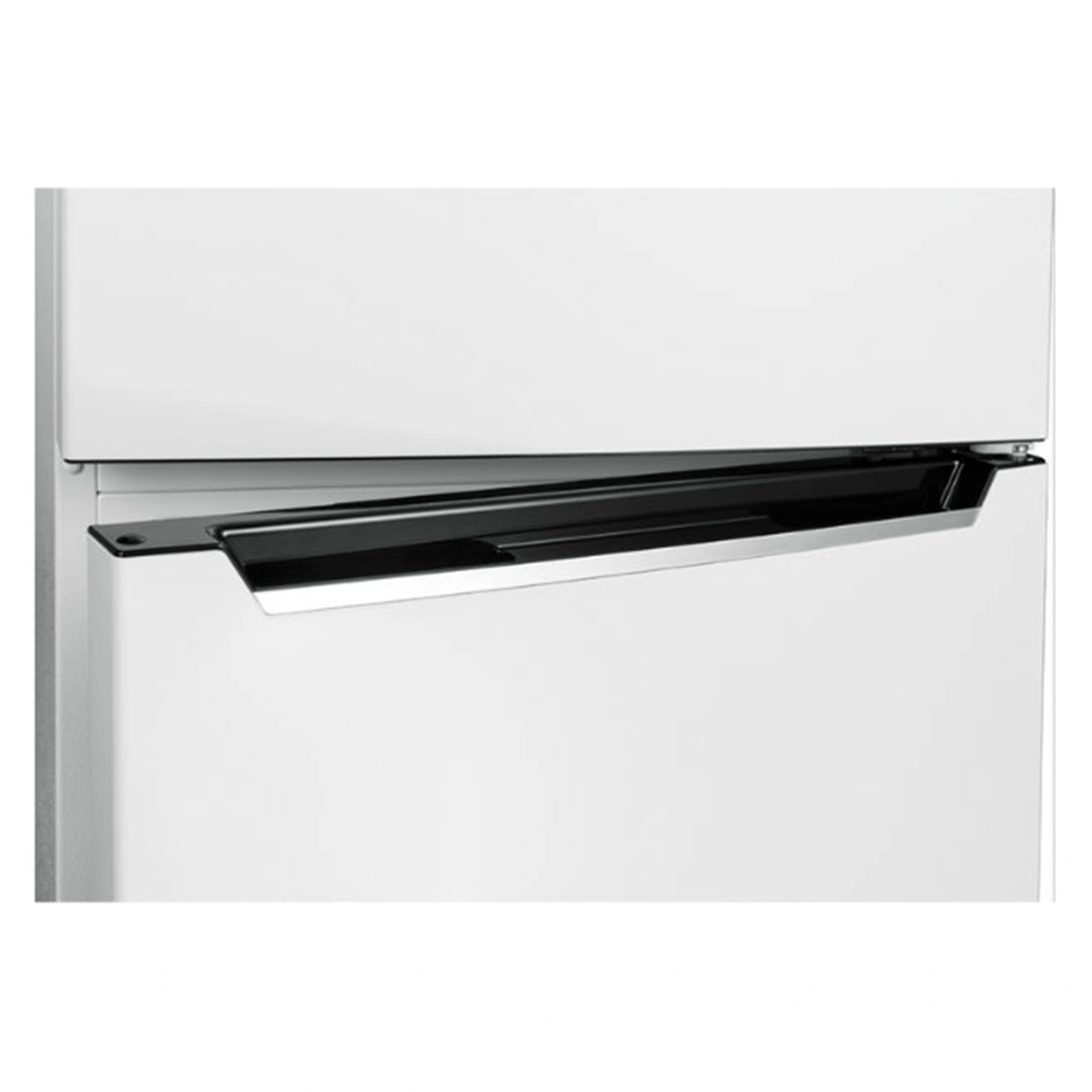 CHiQ 202L Top Mount Fridge White CTM202NW3, Handle View