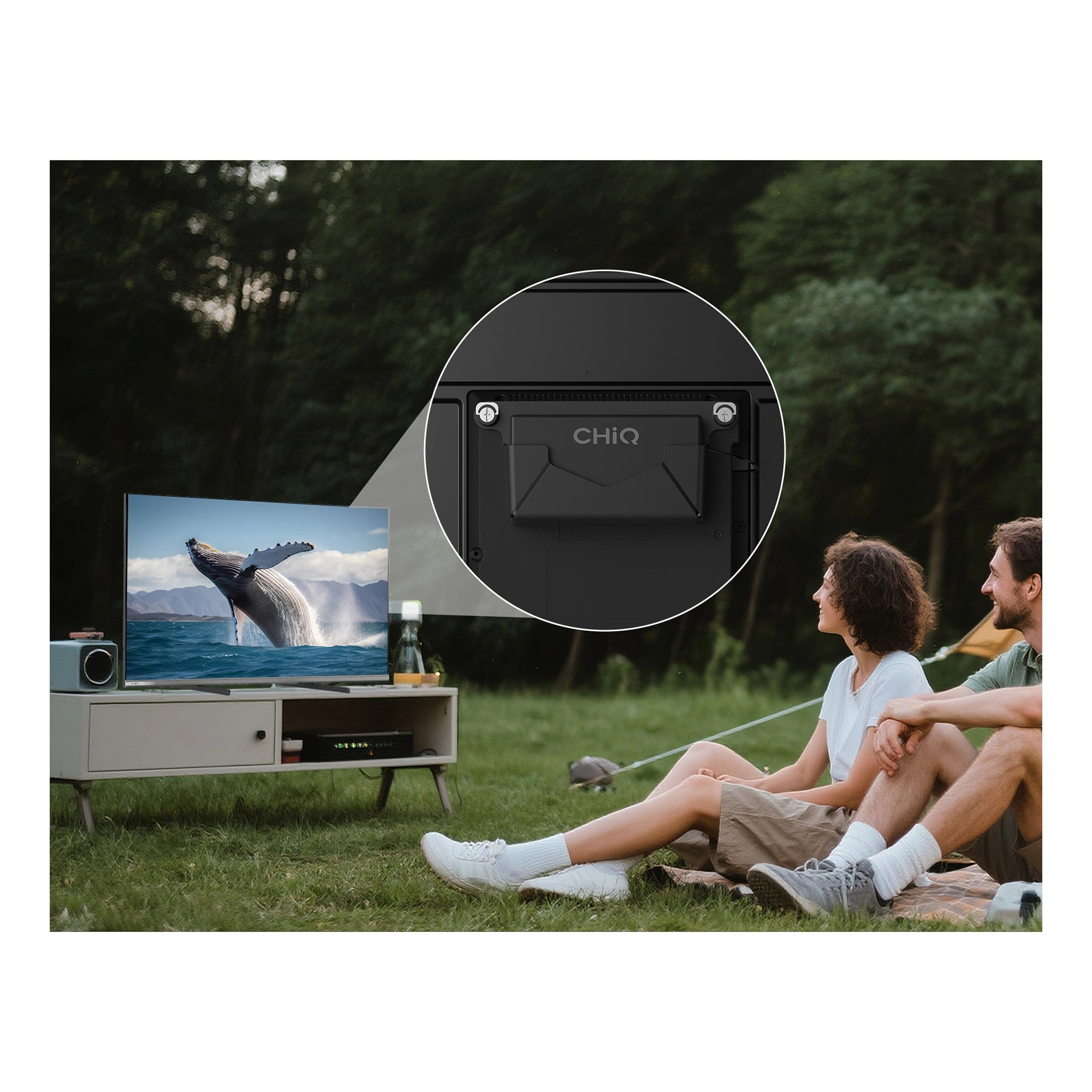 CHiQ L32M9P 32 Inch Portable Caravan HD Google TV