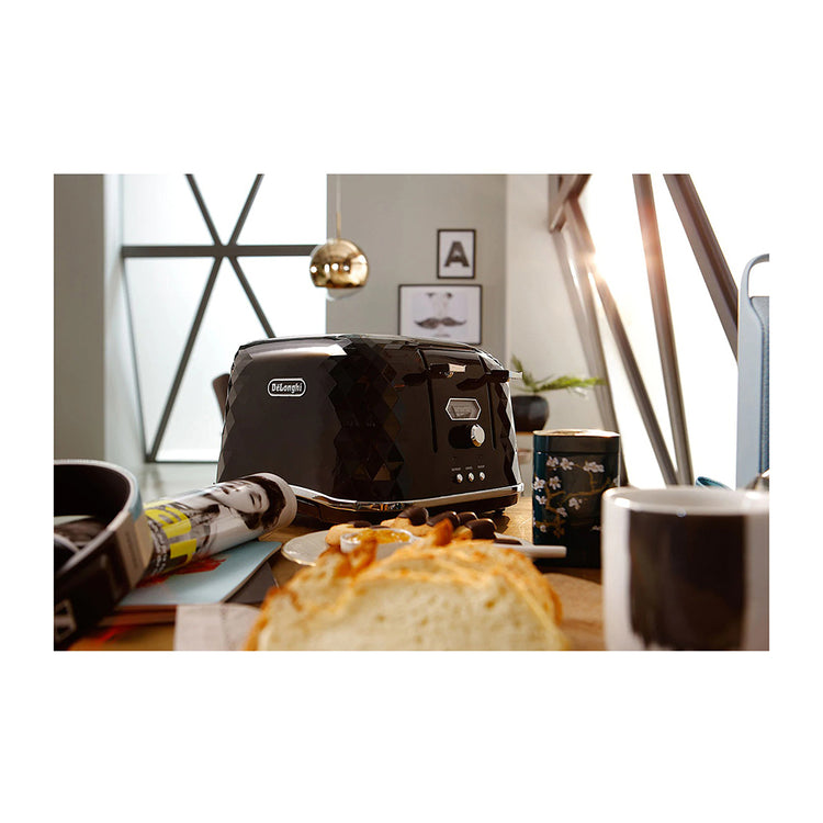 DeLonghi CTJX4003BK Brillante Exclusive 4 Slice Black Toaster