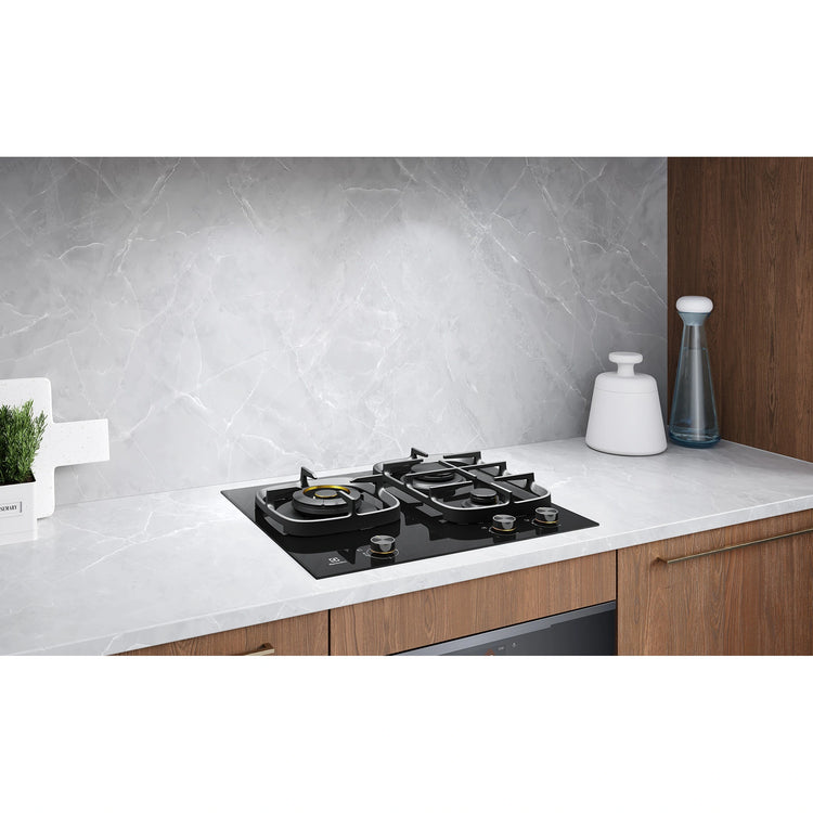 Electrolux 60cm Ultimate Taste 900 3-Burner Gas Cooktop EHG635BE, Lifestyle View