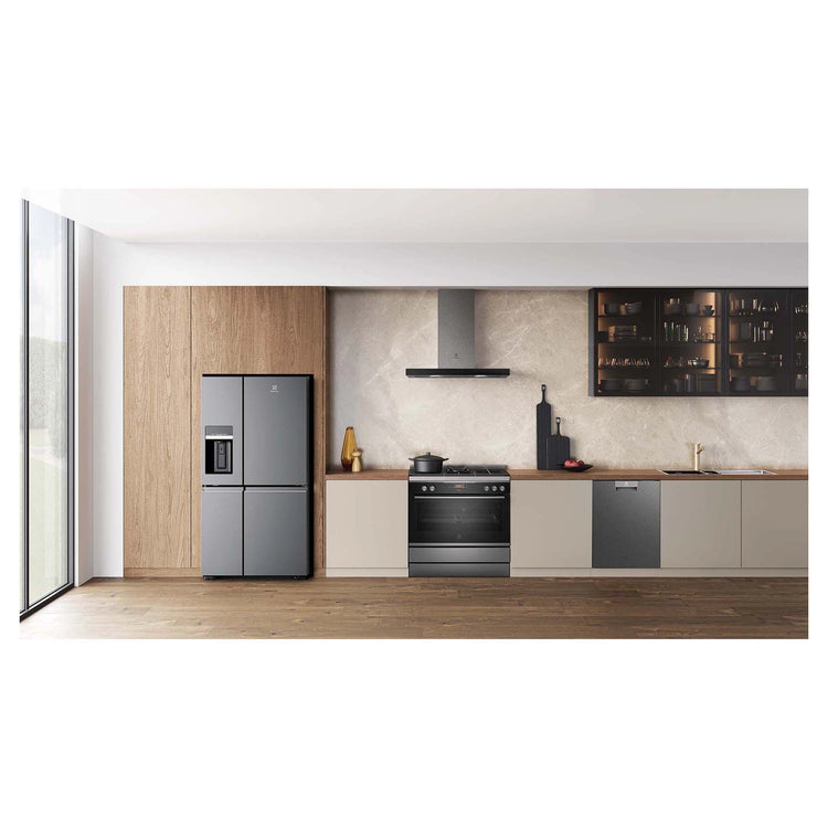 Electrolux 90cm Dual Fuel Pyrolytic Freestanding Oven/Stove EFEP916DSE, Lifestyle View