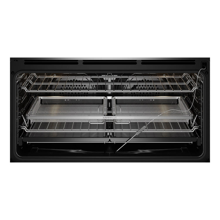 Electrolux 90cm Ultimate Taste 900 freestanding electric oven with induction cooktop EFEP956DSE, Inside View