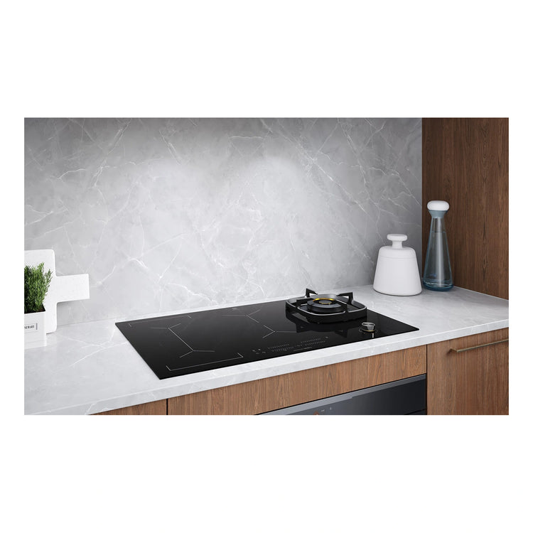 Electrolux 90cm UltimateTaste 900 Hybrid Induction Gas Cooktop EHH957BE, Lifestyle View
