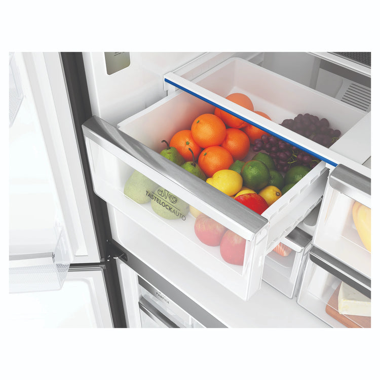 Electrolux EQE5657BA 562L Black UltimateTaste 700 Side By Side Refrigerator