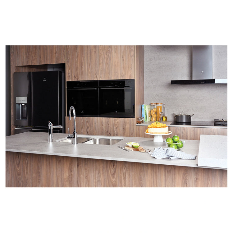 Electrolux 90cm Dark Stainless UltimateTaste 700 Integrated Rangehood ERI935DSE, Lifestyle View 8