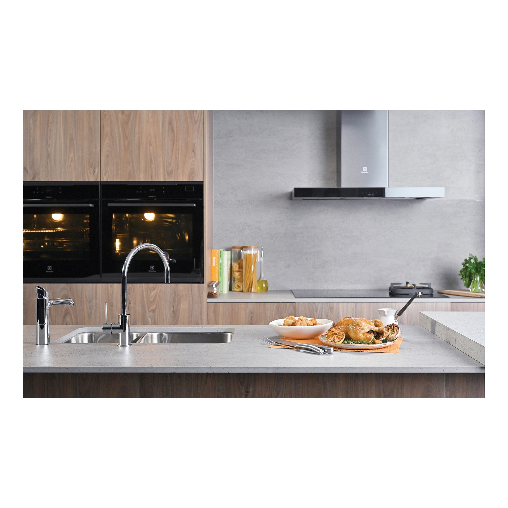 Electrolux 60cm Pyrolytic Dark Stainless Steel Oven with Steam EVEP619DSE, Lifestyle View 3