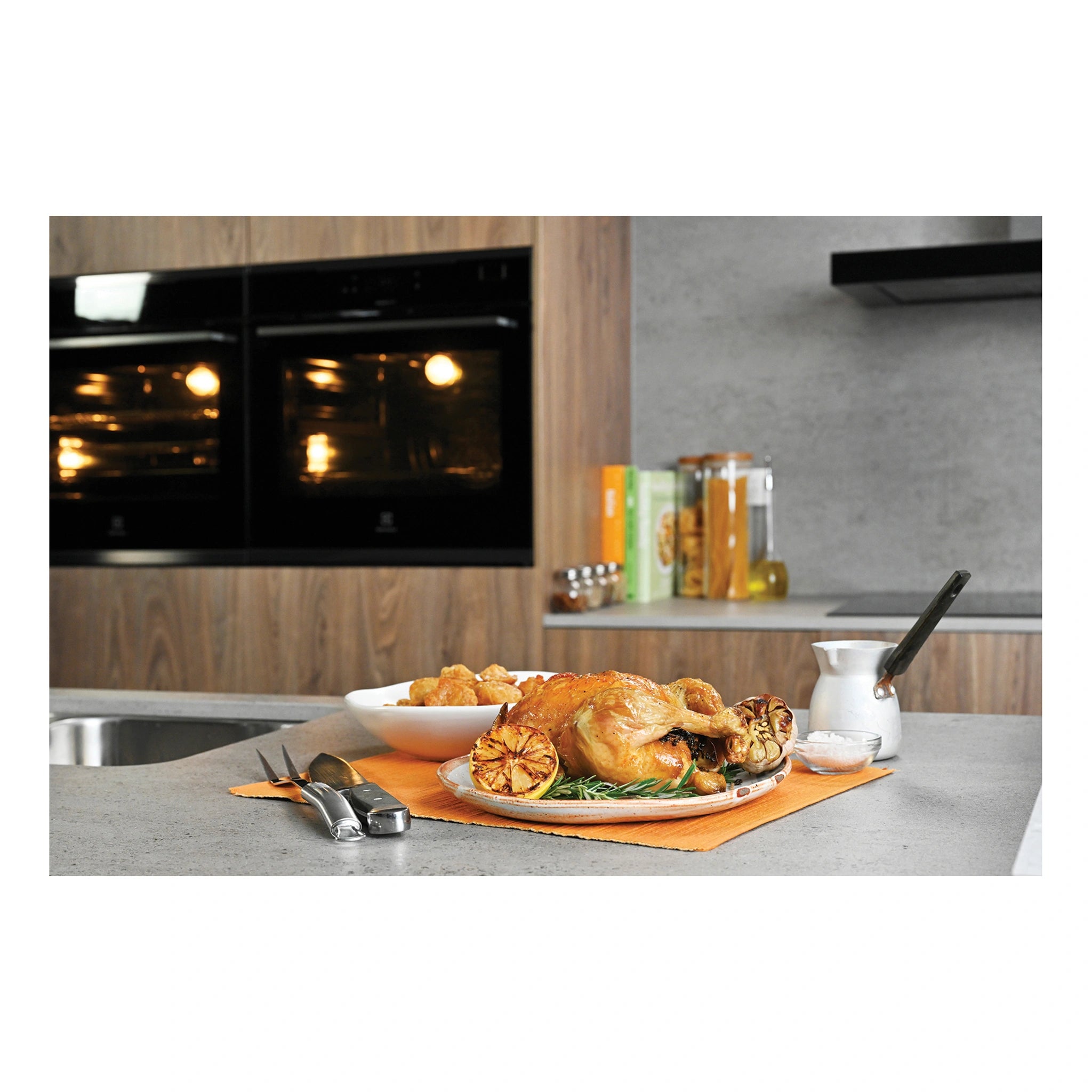 Electrolux 60cm Pyrolytic Dark Stainless Steel Oven with Steam EVEP619DSE, Lifestyle View 4