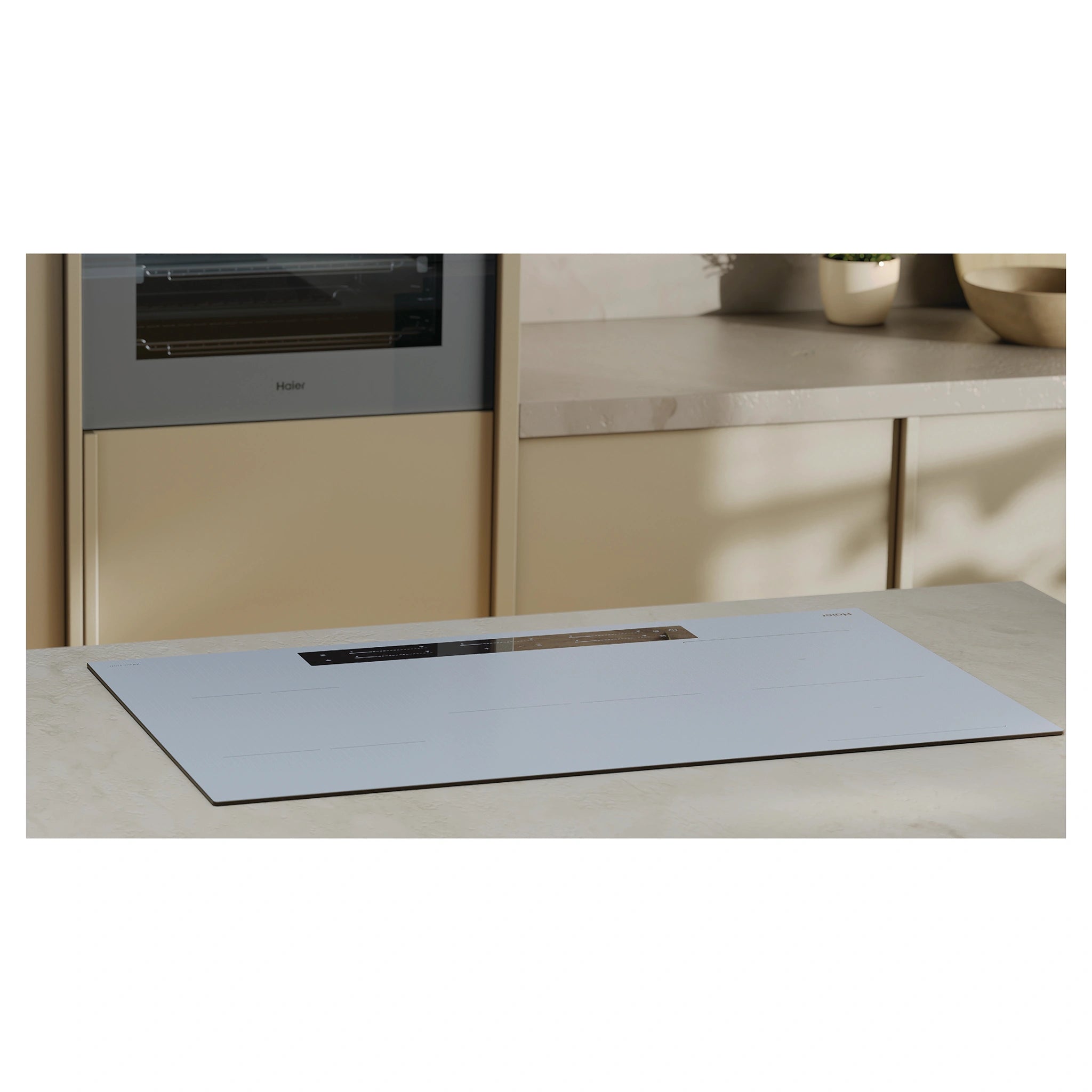 Haier 90cm 500 Series Induction Cooktop with Flexi Zone HCI905FTG4, Lifestyle View