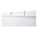 Hisense 500L White Hybrid Chest Freezer HRCF501, Handle View