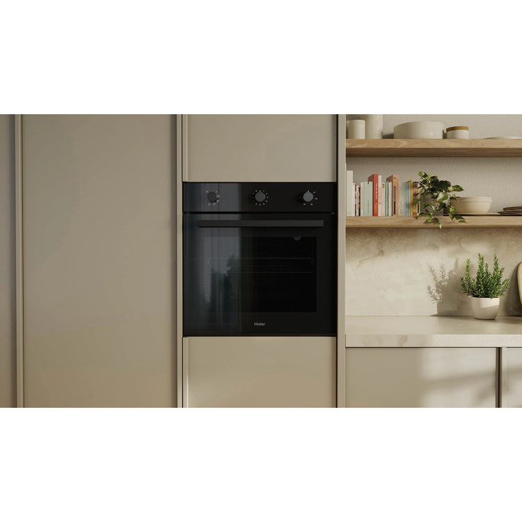 Haier 60cm 300 Series 7 Function Built-in Convection Oven HWO60S7MB5, Lifestyle View