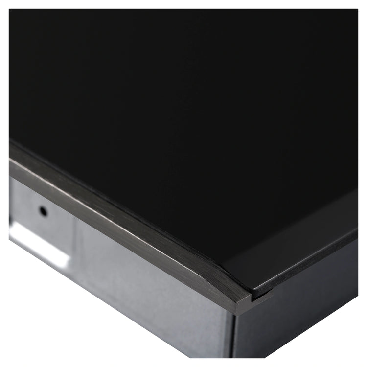 Omega Appliance 90cm 5 Zone Induction Cooktop with Bridge Zones OCI903FTZ, Edge View