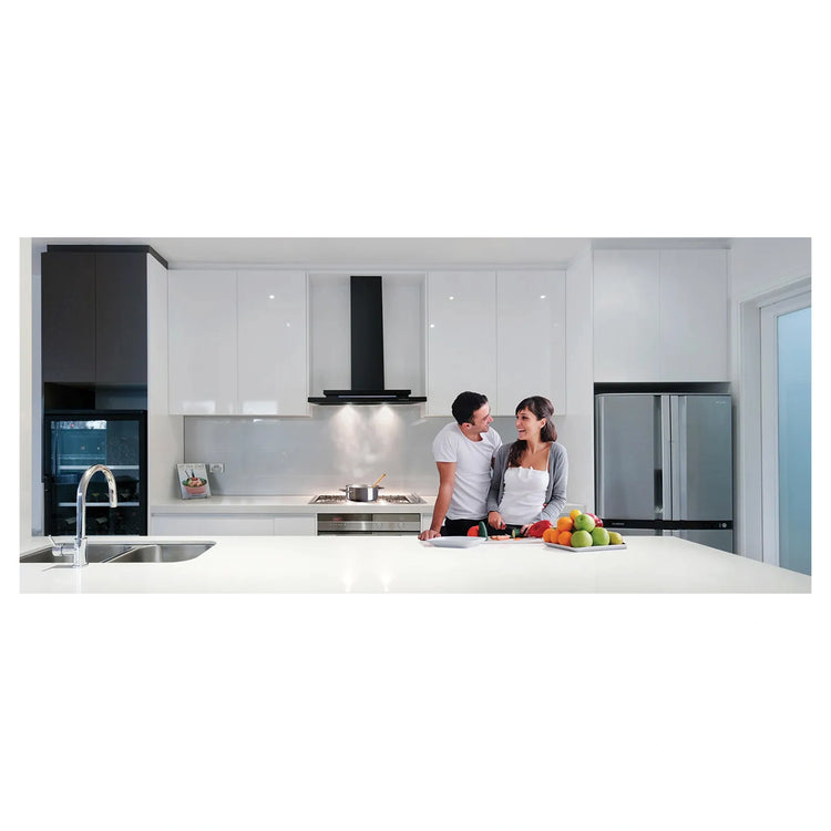 Schweigen 90cm Silent Canopy Rangehood – Black DS3131R2BST, Lifestyle View