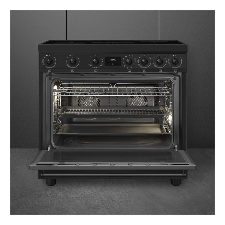 Smeg 90cm Freestanding Induction Hob Cooker C9IMN2, Front View With Door Open