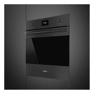 Smeg 60cm Classic Matte Black Pyrolytic Oven SOPA6301TN, Lifestyle View