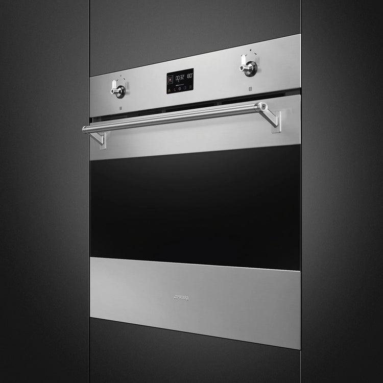Smeg 76cm Classic Pyrolytic Oven with Single Point Probe SOPA3302TPX, Left View Door Closed