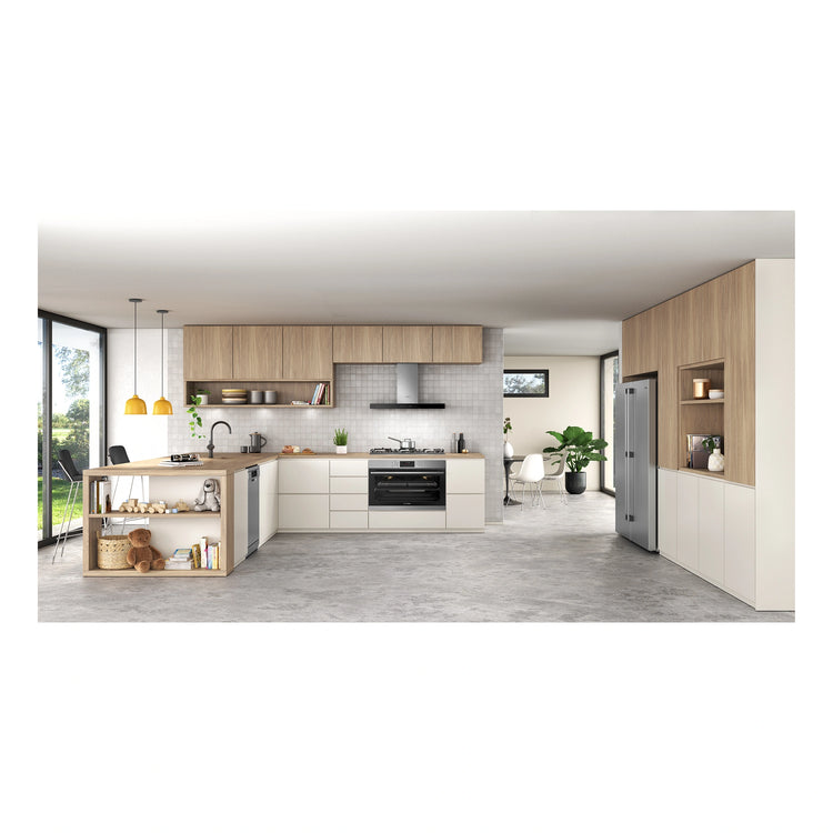 Westinghouse 60cm 4-zone induction cooktop with Boil Protect WHI643BE, Lifestyle View